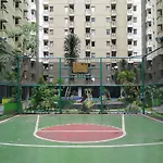 Spacious 2Br At Gateway Ahmad Yani Apartment By Travelio